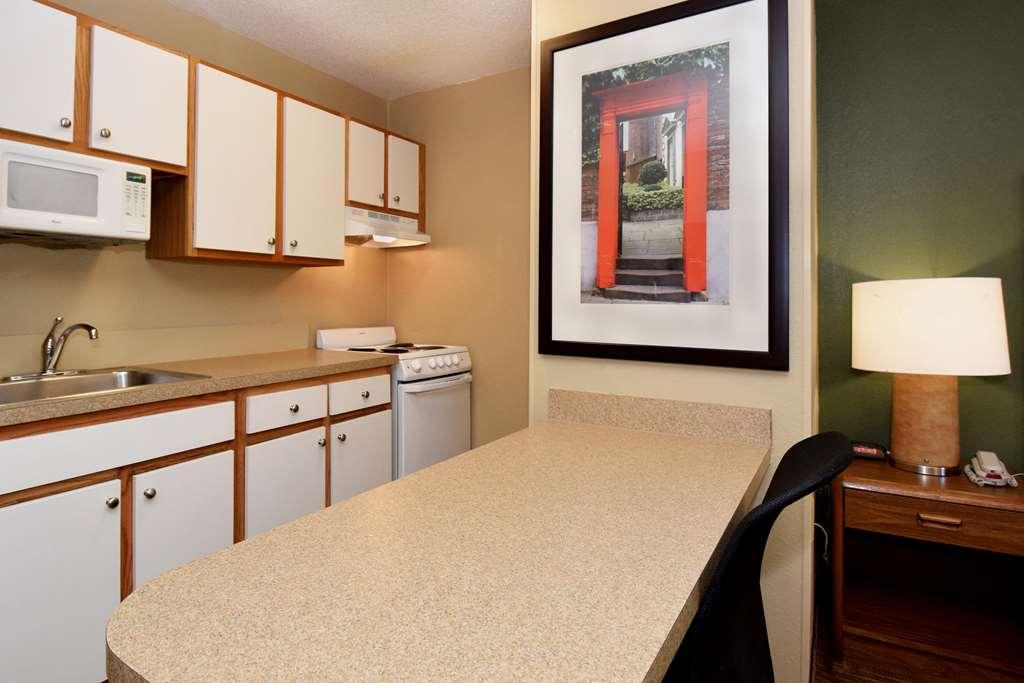 Extended Stay America Suites - Dallas - Plano Parkway - Medical Center 客房 照片